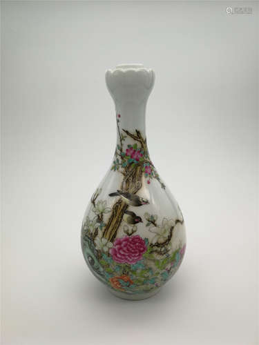 Garlic-mouth Bottle Vase, Yongzheng Style