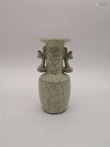 Chinese Geyao Mallet Vase with Two Handles