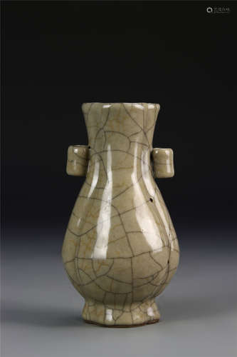 Chinese Song Dynasty Antique Geyao Vase