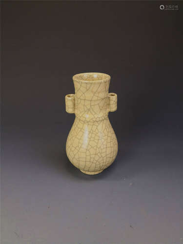 China, Ge Ware(Song Style), Ice Crackle Vase With A Pair Of Tubular Lug Handles