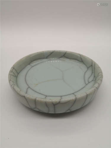 Qing Style, Official Ware, Ice Crackle Brush Washer