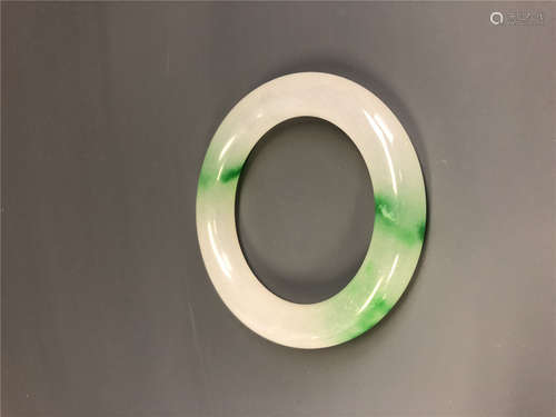 Chinese Jadeite Bangle