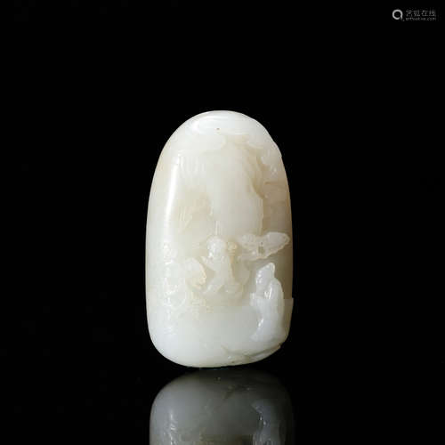 CHINESE WHITE JADE PENDANT