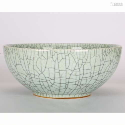 CHINESE CRACKLE GLAZED PORCELAIN BOWL