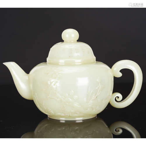 CHINESE WHITE JADE CARVED TEA POT