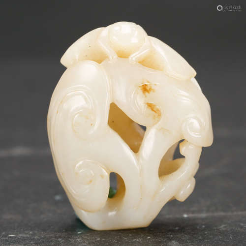 CHINESE WHITE JADE CARVED LINGZHI