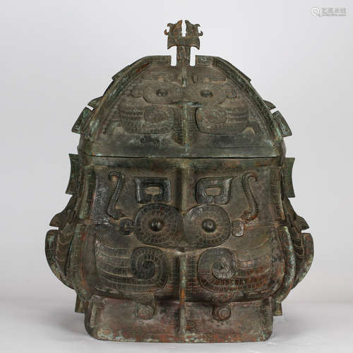 CHINESE BRONZE WINE VESSEL