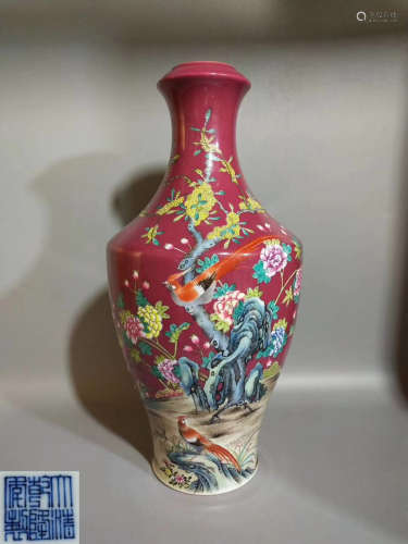 A ENAMELED FLORAL AND BIRD PATTERN VASE
