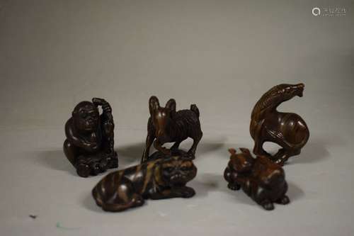 CHINE JAPON XXème siècle Lot de 5 netsuke en bois...