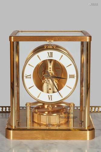 JAEGER LECOULTRE Pendule ATMOS dans une cage vitr...