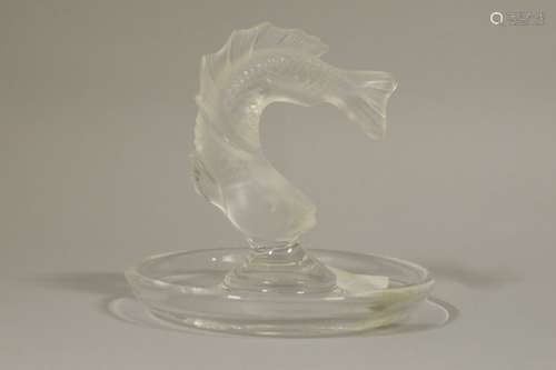 CRISTAL LALIQUE Baguier « Poisson dressé ». Epreu...