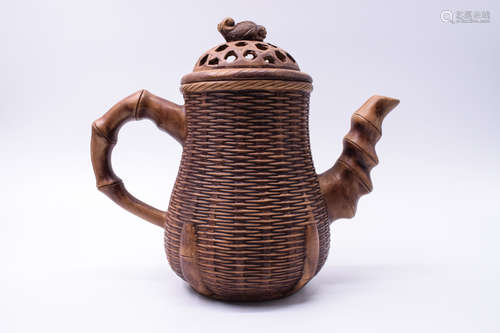 YIXING ZISHA 'BAMBOO WEAVE' TEAPOT