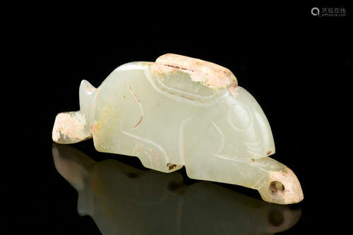 JADE CARVED 'RABBIT' ORNAMENT