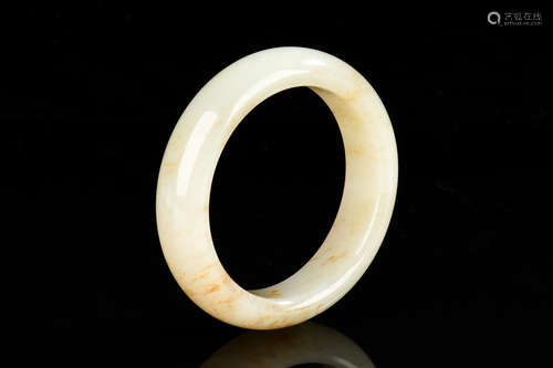 WHITE JADE BANGLE BRACELET