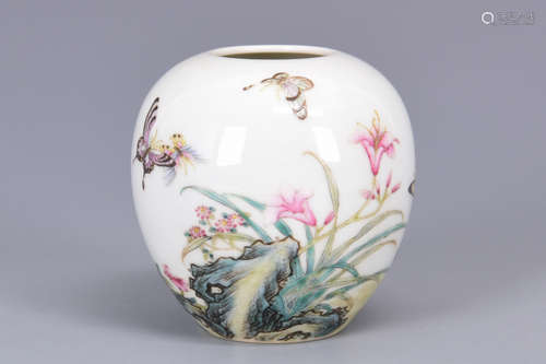 FAMILLE ROSE 'FLOWERS AND BUTTERFLIES' SPITTOON