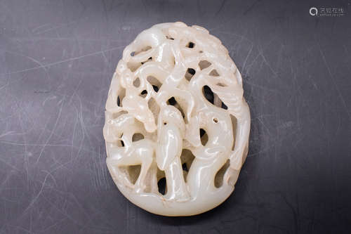 HETIAN JADE OPENWORK CARVED ORNAMENT