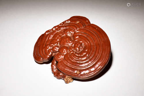 BROWN GLAZED 'LINGZHI FUNGUS' PAPER WEIGHT