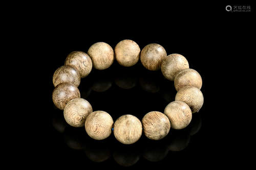 KALIMANTAN AGARWOOD BEAD BRACELET