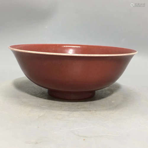 A RED GLAZE BOWL