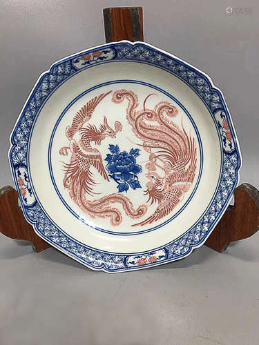 A BLUE&WHITE PHOENIX PATTERN PLATE