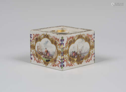 A Meissen porcelain inkwell, circa 1730, of square shape, decorated in the manner of J.G. Höroldt