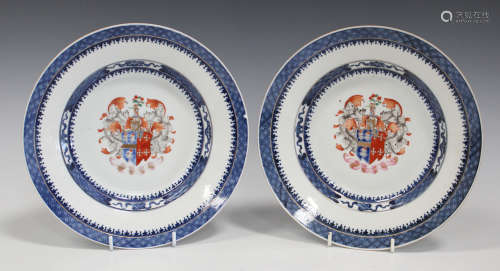A pair of Chinese blue and white export armorial soup plates, Qianlong/Jiaqing period, each centre