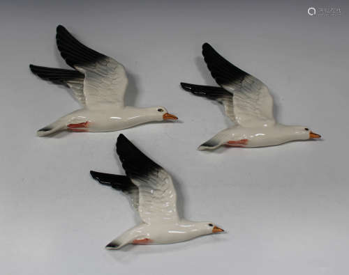 A set of three Beswick seagull wall plaques, model Nos. 922-1, 922-2 and 922-3, printed and