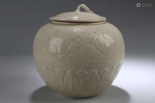 Chinese Porcelain Jar