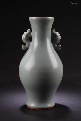 Chinese Porcelain Vase