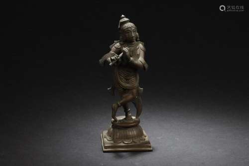 Antique Chinese Bronze Bodhisattva Statue