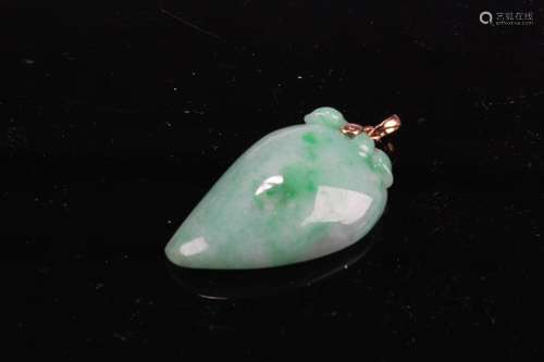 Chinese Jadeite Jade Peach Pendant