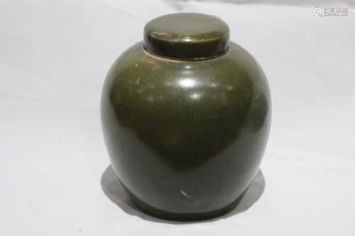 Chinese Green Glazed Porcelain Cover Jar