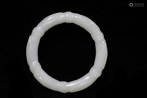 Chinese White Jade Carved Bangle