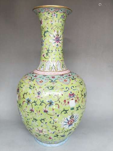 Chinese Famille Rose Porcelain Vase, Mark