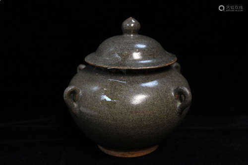 Chinese Teadust Porcelain Cover Jar