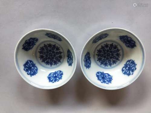 Pair of Chinese Blue and White Porcelain Bowls