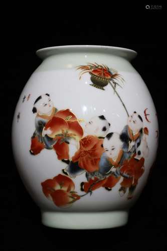 Chinese Famille Rose Porcelain Vase