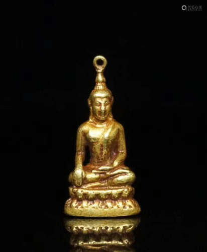 17-19TH CENTURY, A GOLD BUDDHA DESIGN PENDANT, QING DYNASTY