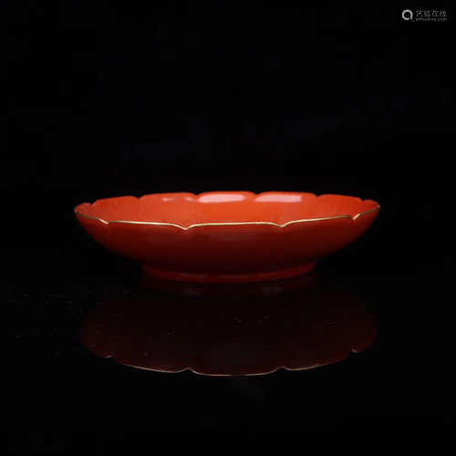 A POEM PATTERN FLOWER DESIGN RED GLAZED PLATE