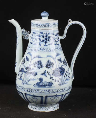 A MANDARIN DUCK PATTERN BLUE&WHITE EWER