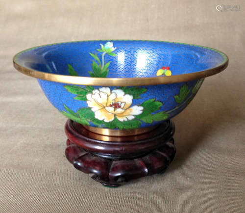 A COPPER CLOISONNE ENAMEL PEONY PATTERN BOWL