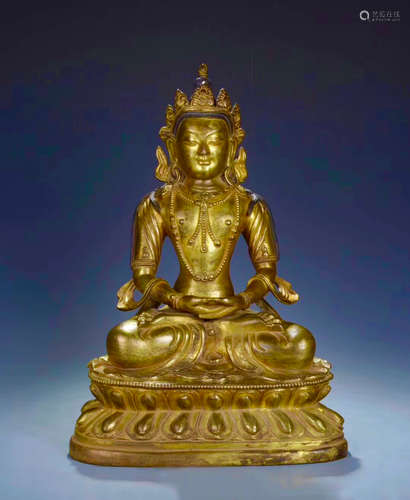 17-19TH CENTURY, A GILT BRONZE BUDDHA DESIGN FIGURE, QING DYNASTY