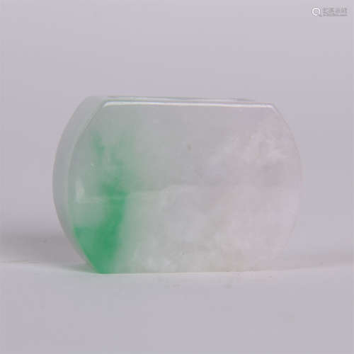 CHINESE JADEITE BELT BUTTON