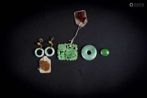 Qing， A Group of Jadeite Earrings，Pendants & Rings