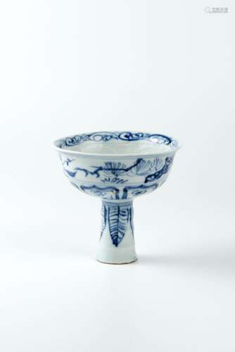 Blue and White Floral Stem Bowl