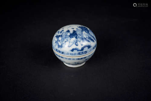 Guangxu, Blue and White Figural Powder Box
