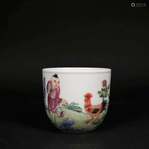 A Beautiful Chinese 19th Century Famille rose porcelain