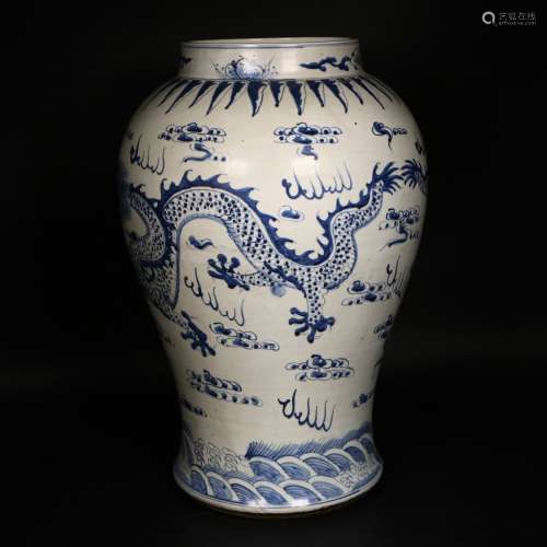 A Large Chinese Blue and White Porcelain Garden Vase