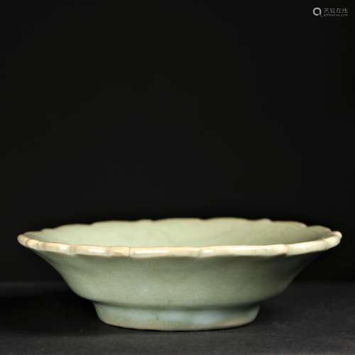 China Porcelain Celadon Plate
