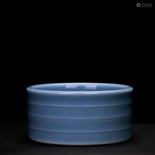 A Chinese Guan Element Porcelain Washer, Qianlong Marks
